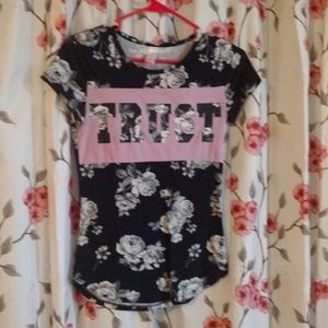 Trust shirt